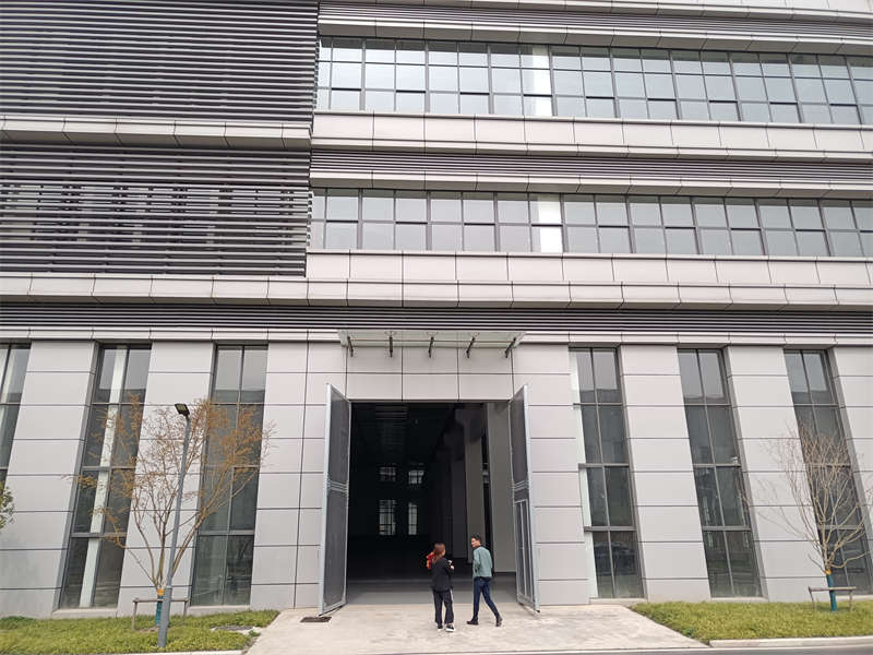 贺：合肥讯龙型材折弯科技公司厂房装修开工大吉